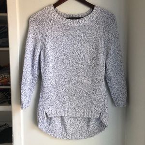 Gap sweater size small